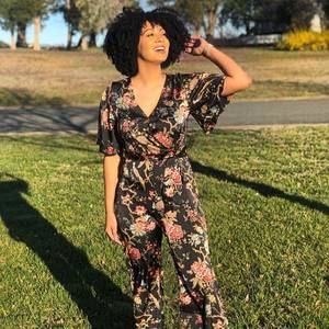 Meet your Posher, Danielle